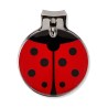 Mantén tus uñas cortas con este pequeño cortaúñas con forma de mariquita. Su diseño fácil de sostener facilita el cuidado. Inclu