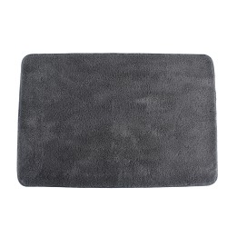 Tapete de baño Malagui elaborado en poliéster color gris. Súper absorbente, microfibras suaves, 100 % poliéster, fácil de lavar,