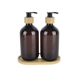 Set de dos dosificadores Kuwait elaborado en plástico color ámbar. Ideal para jabón liquido o en gel, y otro con opción de crema