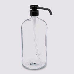 Es un recipiente práctico y elegante, con capacidad de 1 litro. Su diseño transparente permite ver el contenido, ideal para baño