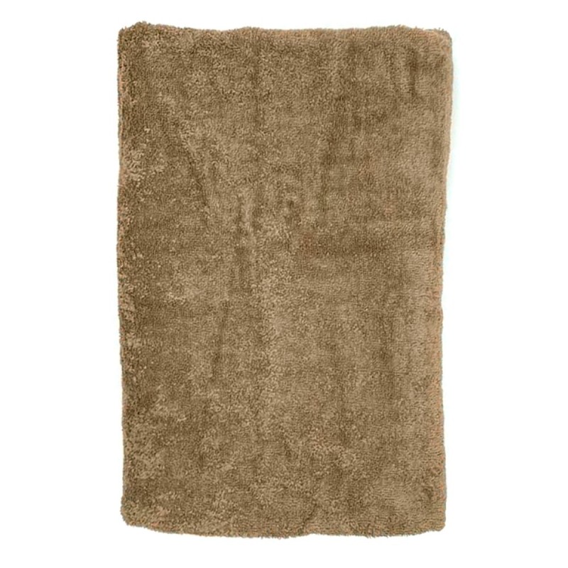 Disfruta de una experiencia tipo spa en casa con la Toalla Medio Baño Spa Lisa, diseñada para brindar máxima suavidad, absorción