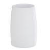 El vaso Goa es un accesorio funcional y decorativo ideal para complementar tu baño. Con un diseño moderno y líneas limpias, es p