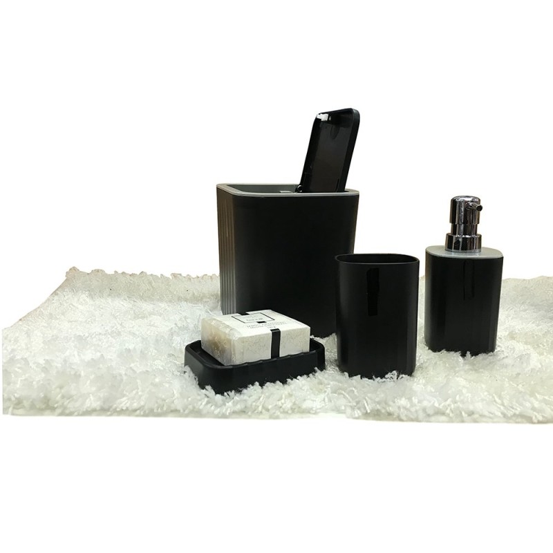 Este elegante set de baño de 4 piezas es la opción perfecta para renovar y armonizar tu espacio de higiene personal. Incluye un 