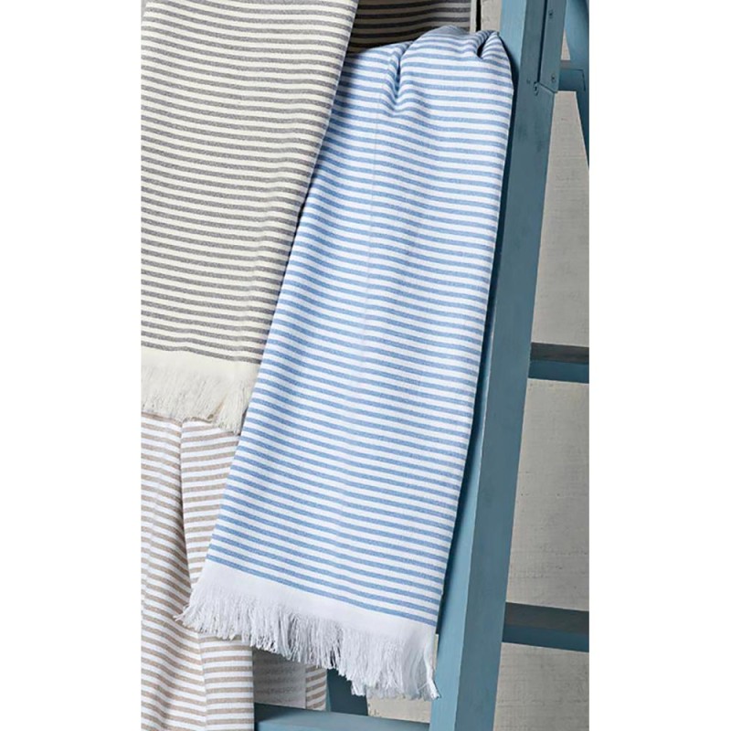 Toalla muy ligera, suave y de rápida absorción. 100% algodón, es ideal para para la decoración de tu baño y por sus textura y te