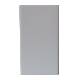 Práctico y funcional vaso cuadrado Wintech blanco, elaborado con 100% acrílico resistente y duradero. Moderno y elegante diseño 