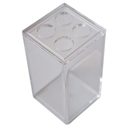 El porta cepillos Wintech tiene un diseño cuadrado, con paredes color transparente y con espacio suficiente para hasta 4 cepillo