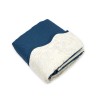 Protector de muebles reversible de la colección Camille, diseñado para proteger tu sofá o "loveseat". Acolchado, lavable a máqui