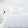 Disfruta de noches cálidas y cómodas con el Relleno de Duvet Classic tamaño Queen, ideal para usar con tus fundas favoritas. Sua