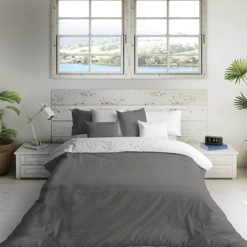 Renueva tu recámara con facilidad gracias a la Funda para Duvet Bicolor tamaño Matrimonial, diseñada para ofrecerte dos estilos 