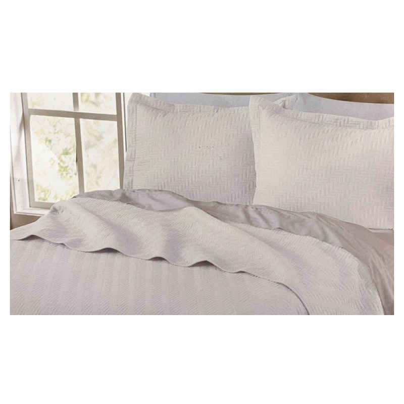 Dale un aire elegante y ligero a tu espacio con el Juego de Quilt Grace tamaño Individual, ideal para quienes buscan un estilo c