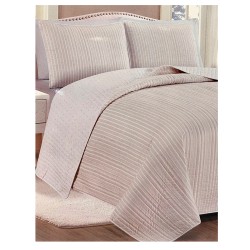 Agrega un toque delicado y acogedor a tu habitación con el Juego de Quilt Marcie tamaño Individual. Su diseño suave y femenino, 