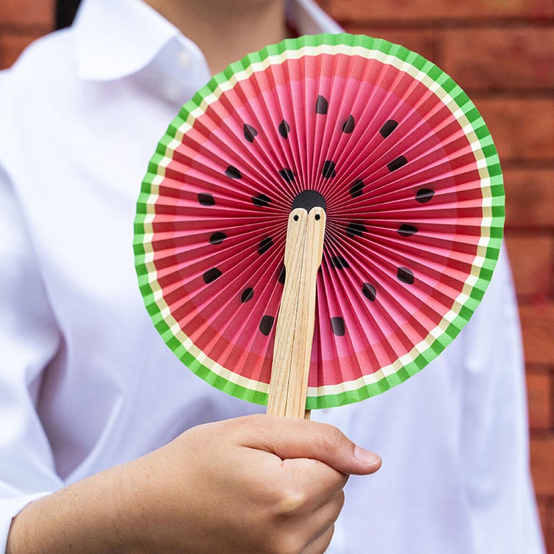 Combate el calor con este fantástico ventilador. Compacto y plegable, fácil de guardar y llevar a todas partes, ¡para refrescart