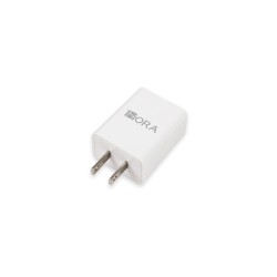Este cubo cargador USB es el complemento perfecto para mantener tus dispositivos siempre cargados. Su diseño compacto y liviano 