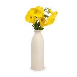 Con un diseño limpio y estilizado, este florero tipo botella aporta un toque moderno y natural a cualquier espacio. Su forma ala