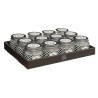 Llena tus espacios de armonía con esta elegante vela aromática de 65g. Su delicado aroma a mora y salvia combina notas dulces y 