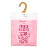 Disfruta de una explosión frutal con el vibrante aroma a frutos rojos. Este sachet de 25g es ideal para aromatizar clósets, cajo