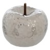 La Manzana Pamela es el acento decorativo ideal para dar un aire fresco, elegante y moderno a cualquier espacio. Con su forma es