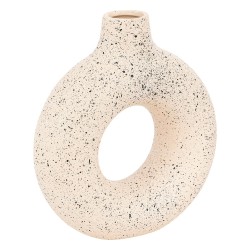 Jarrón de cerámica con acabado moteado en tonos suaves, diseño elegante y textura sutil. Su forma estilizada lo hace ideal para 