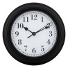 Este reloj de moldeo tiene un diámetro razonable de 22 cm y encajará incluso en los espacios más pequeños. Con su marco moldeado