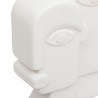 La figura decorativa soleya de gran formato con rostros estilizados. Su diseño artístico y contemporáneo aporta un toque moderno