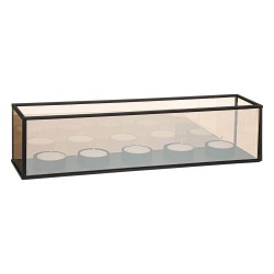 Este tarro de 5 velas "Infini" se compone de un recipiente rectangular de vidrio y metal, en el que los portavelas sostienen vel