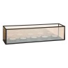 Este tarro de 5 velas "Infini" se compone de un recipiente rectangular de vidrio y metal, en el que los portavelas sostienen vel