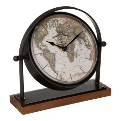 El reloj "Flavia" presenta una mezcla de materiales y se inspira en los globos terráqueos antiguos. Hecho de una mezcla de mader
