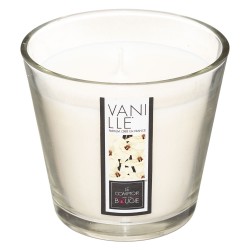 Envuelve tu hogar en una atmósfera suave y floral con la vela aromática de jazmín. Su delicada fragancia evoca tranquilidad y fr