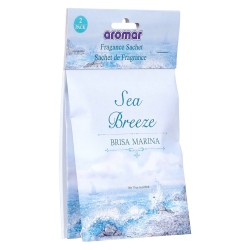 Capturan la esencia del aire salado de la costa, combinando notas frescas de sal marina, aire limpio y niebla del océano, para b