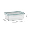 Este contenedor rectangular de 1.1 litros, fabricado en vidrio resistente, es la opción ideal para almacenar alimentos de forma 