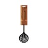 La herramienta perfecta para cocinar y servir con comodidad. La espumadera 5five está diseñada para escurrir líquidos y grasas, 