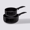 Práctico y versátil, este juego de 2 sartenes negras de 16 y 20 cm es ideal para el día a día. Su diseño antiadherente facilita 