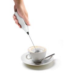 Ideal para preparar capuccino, café con leche, etc. Como toda una profesional, es ideal para mejor resultados con leche entera. 
