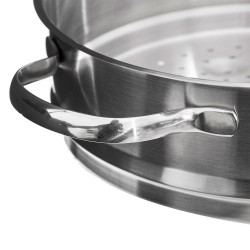 La vaporera de 24 cm, ideal para cocinar al vapor de manera saludable y conservar los nutrientes de los alimentos. Su diseño res