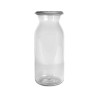 El contenedor con taza medidora de 1.3 L es una solución práctica y resistente para almacenar alimentos. Su diseño incluye una t