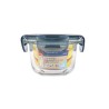 Reciente hecho de vidrio con tapa de plástico. Perfecto para transportar tus alimentos. Contenedores sellados herméticamente par