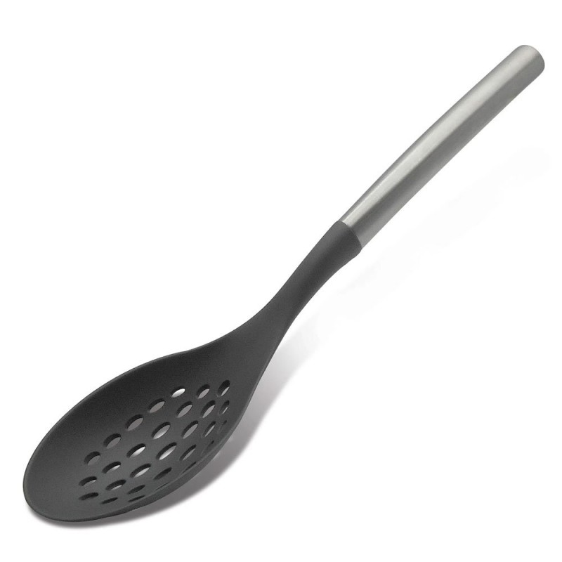 Cuchara ranurada, esta hecha de nylon y acero inoxidable, ideal para tu cocina. Su mango ergonómico y resistente ofrece un agarr