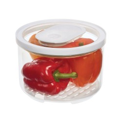 El contenedor iDFresh de iDesign es ideal para almacenar frutas y verduras, manteniéndolas frescas por más tiempo. Libre de BPA 