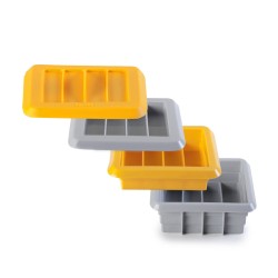 Kit con 3 moldes de silicona para preparar hasta 12 barritas energéticas al mismo tiempo. Los moldes son apilables y compactos, 