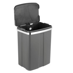 El cubo de basura de puerta compacto y que ahorra espacio de Wenko es una solución inteligente para todos aquellos a quienes les