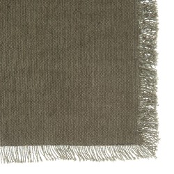 Añade un toque de calidez a tu mesa con este mantel individual Maha en color café de la marca Secret de Gourmet. Fabricado en al