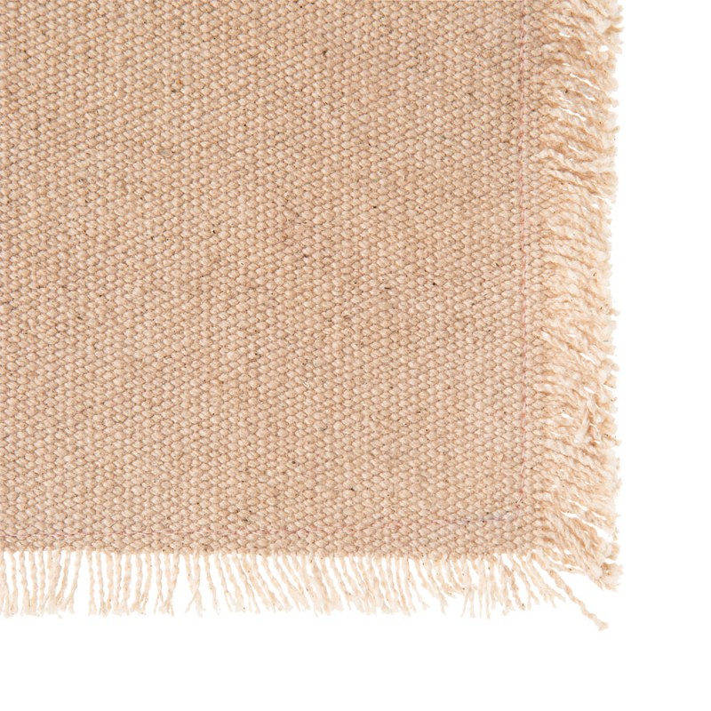 Dale un toque de elegancia a tu mesa con este mantel individual Maha en color beige de la marca Secret de Gourmet. Fabricado en 