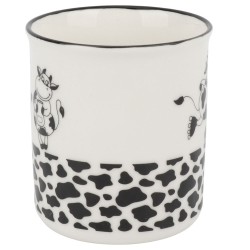 Para los amantes del patinaje, esta taza con diseño de vaca en  patines es la opción perfecta.