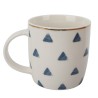 Disfruta de tus bebidas favoritas con esta taza decorada con un moderno patrón de triangulos. Perfecta para un toque único en tu