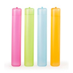 Este conjunto de 8 palitos de hielo reutilizables presenta una forma delgada que cabe en su botella de agua y la mantiene más fr
