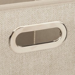 Esta caja organizadora de tela ofrece una solución práctica y ligera, su diseño plegable permite guardarla fácilmente cuando no 
