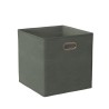 Esta caja organizadora de tela ofrece una solución práctica y ligera, su diseño plegable permite guardarla fácilmente cuando no 