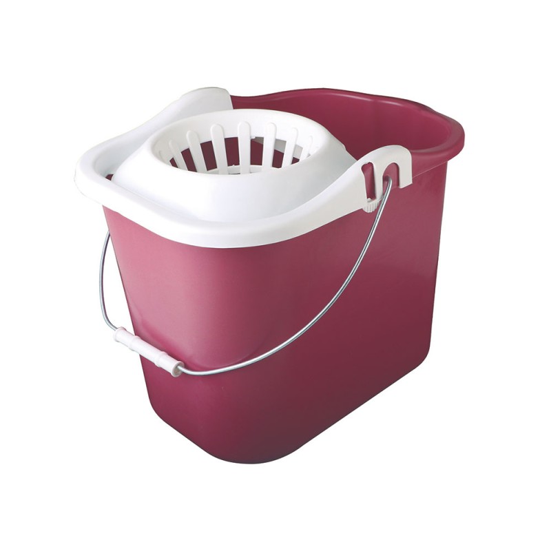 Es practica y resistente ideal para la limpieza del hogar, permite eliminar el exceso de agua del mop si esfuerzo. Su diseño per